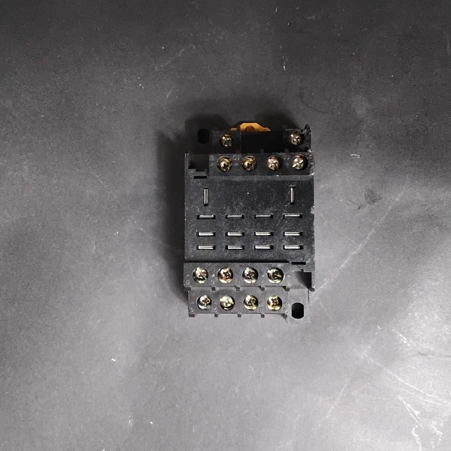 Used EATON D7PA4 RELAY SOCKET ($9 OBO)