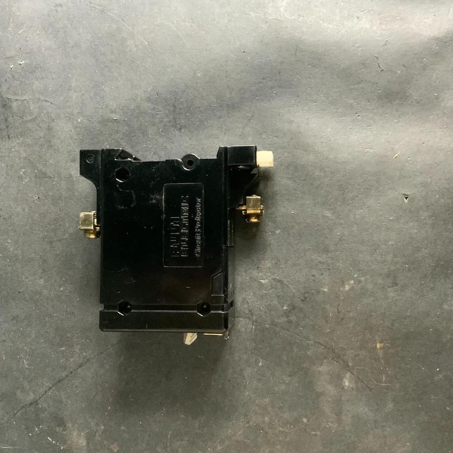 Used FUJI ELECTRIC CP31D 5A CIRCUIT PROCTECTOR ($10 OBO)