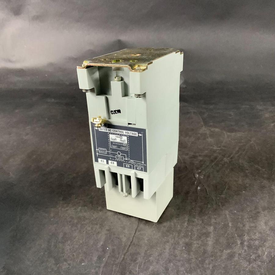 Used ALLEN BRADLEY 700-RT00N000A1 SER.B SOLID STATE TIMING RELAY ($50 OBO)
