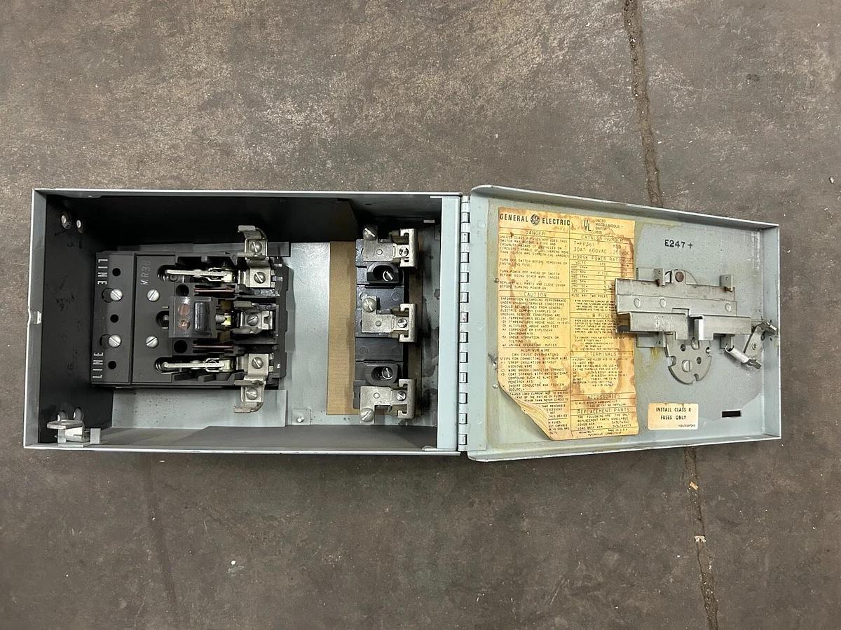 Used BUSS PLUG - General Electric - NP266623-F ($150 EACH OBO, 3 TOTAL)