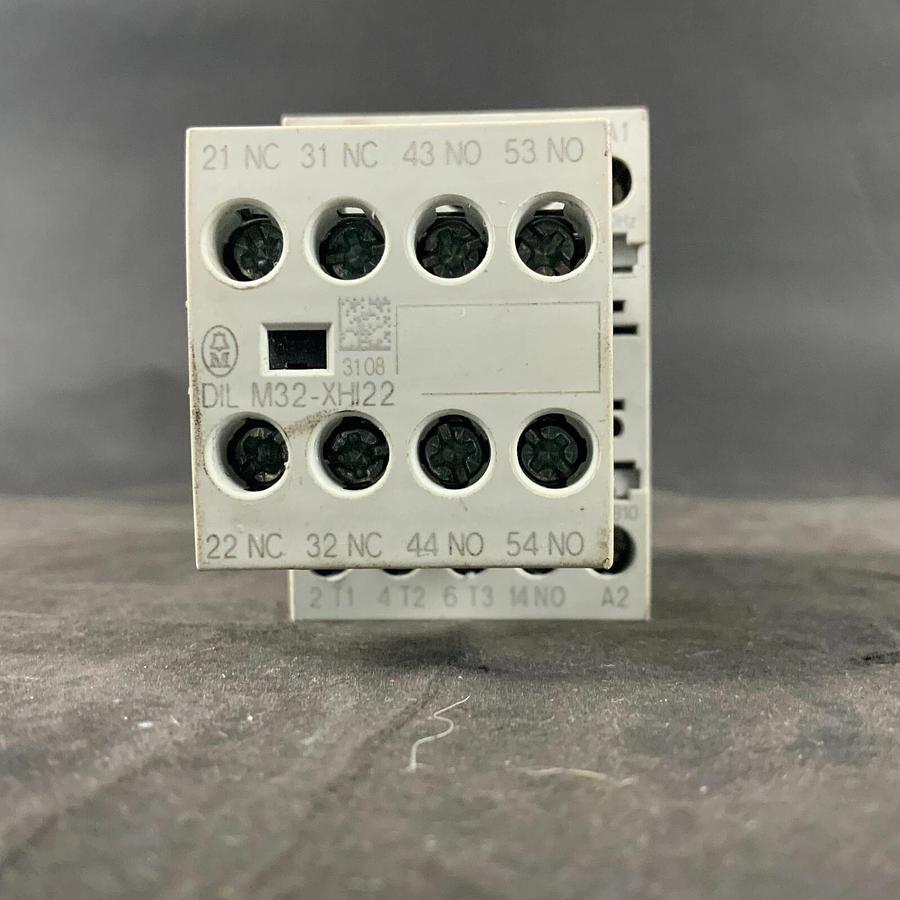 Used KLOCKNER MOELLER DIL M9-10 W/ DIL M32-XI22 CONTACTOR ($50 OBO)