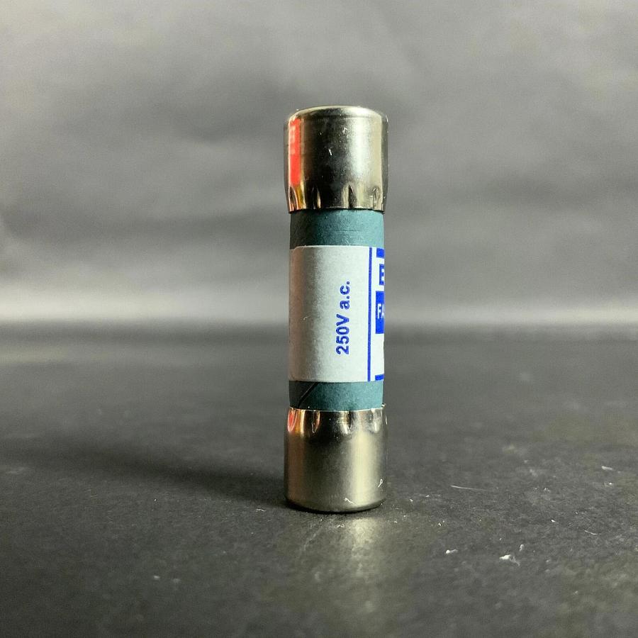 EDISON MOL-30 FAST ACTING FUSE - SET OF 3 ($15 OBO)