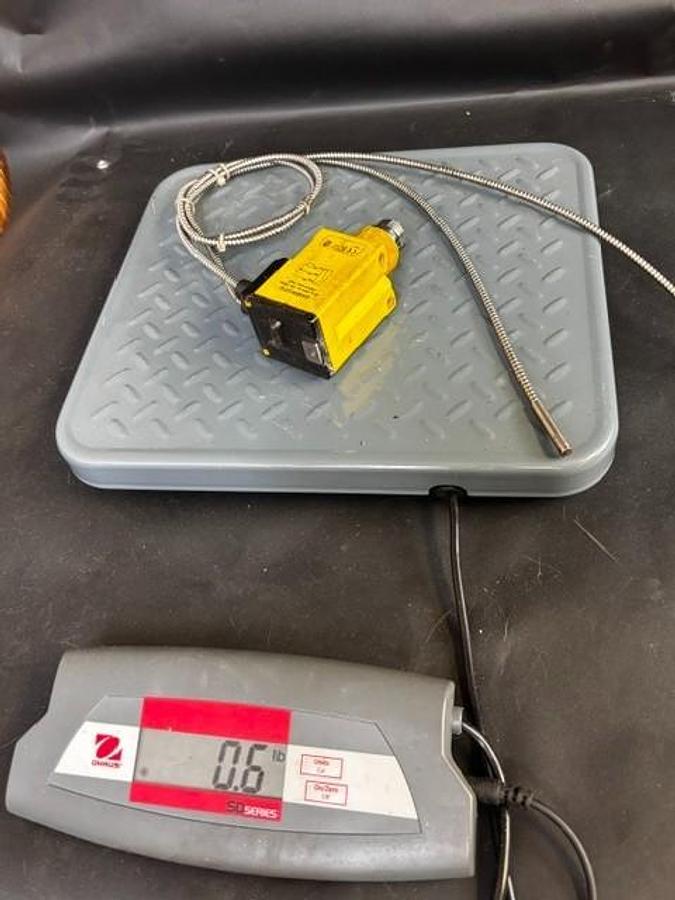 Used BANNER Q45BW22FQ PHOTOELECTRIC SENSOR