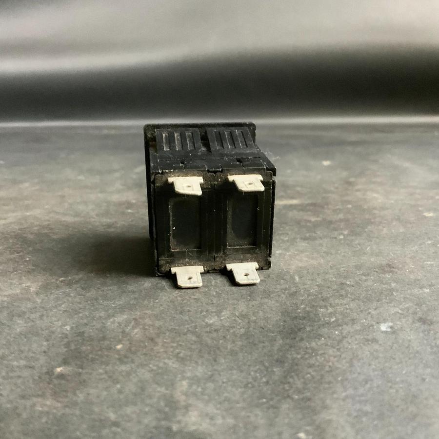 Used SANKEN-AIRPAX SER-F-11 7.5 AMP SWITCH ($15 OBO)