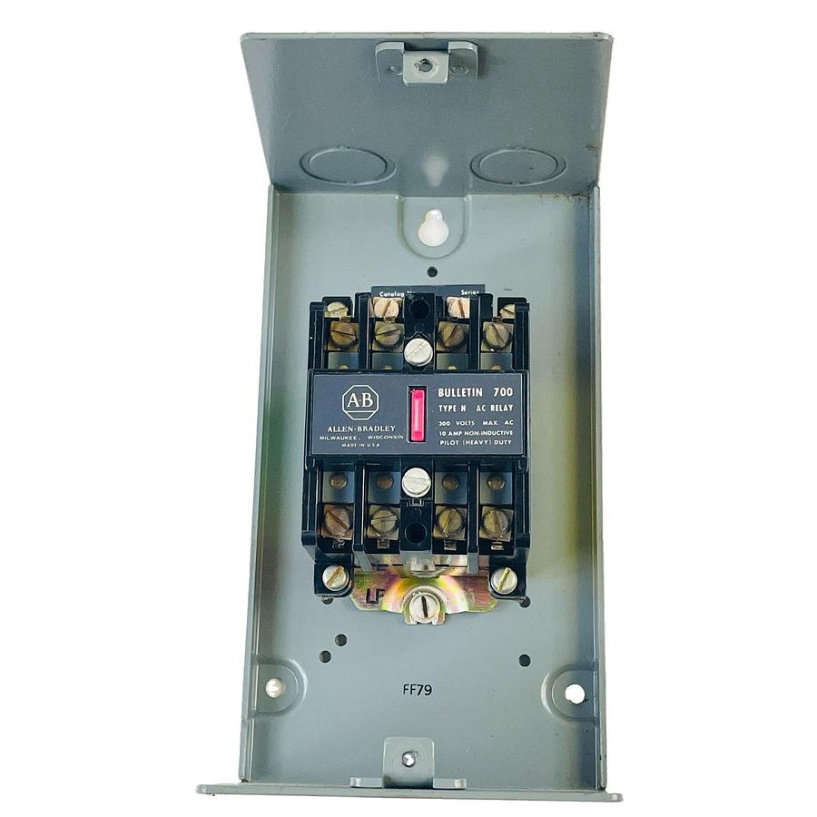Used ALLEN BRADLEY 700-N401A2 SER B TYPE N AC CONTROL RELAY 4 POLE NEMA 1 300V 10A