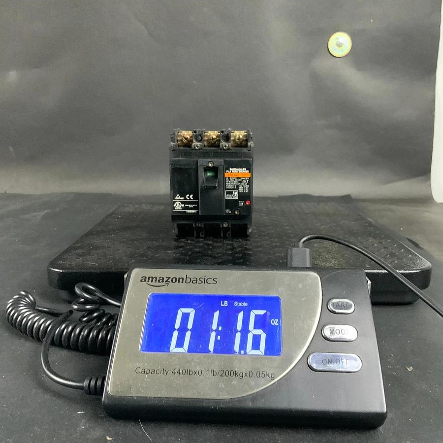 Used FUJI ELECTRIC EA33AC BB3AEAC-005 CIRCUIT BREAKER ($35 OBO)