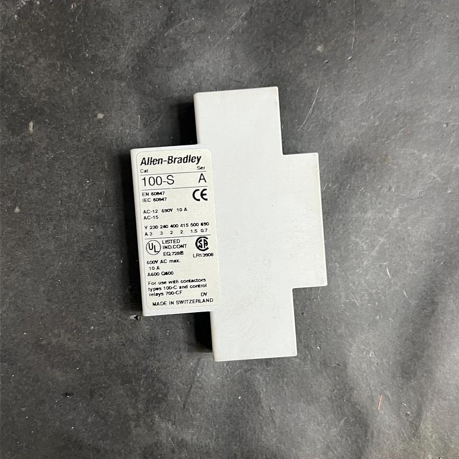 ALLEN BRADLEY 100-SA01 AUXILIARY CONTACT ($20 OBO)