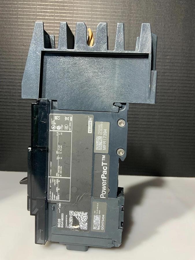 Used SQUARE D BGA160203 (179.99 OBO)