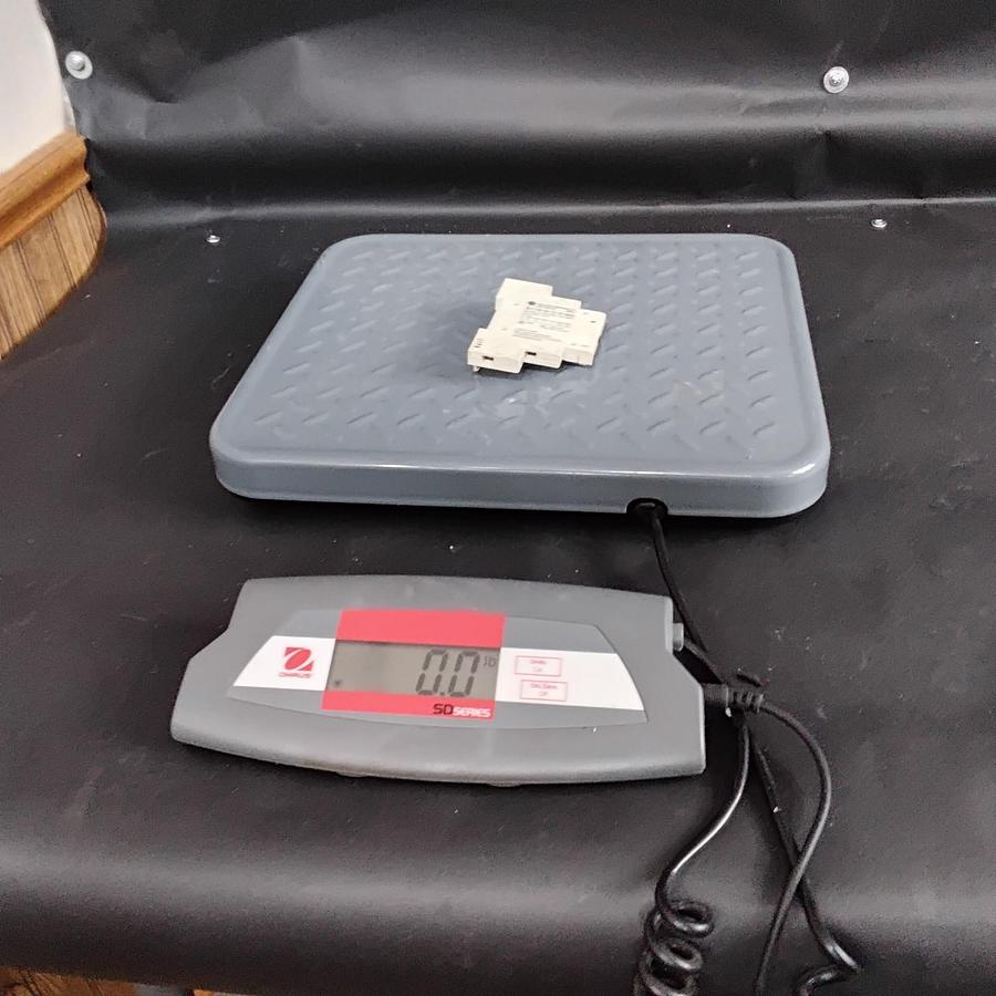Used ALLEN BRADLEY 140-A11 SERIES C AUX. CONTACT ($10 OBO)