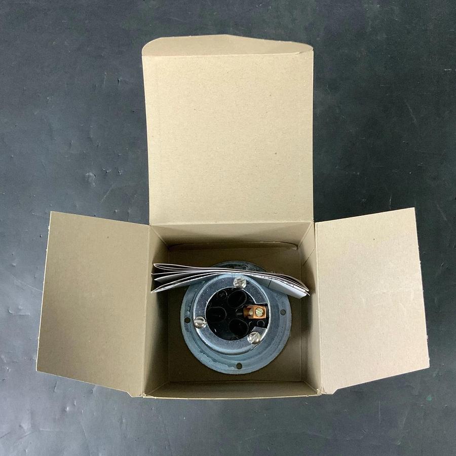 Used HONEYWELL HBL3775 TWIST LOCK ($120 OBO)