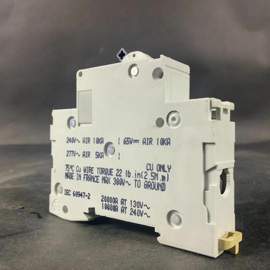 Used MERLIN GERIN MULTI9 C60 C2A CIRCUIT BREAKER ($20 OBO)