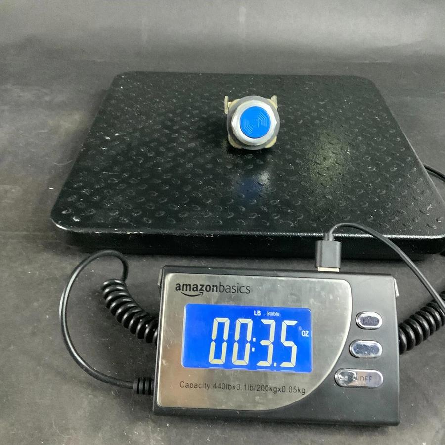 Used ALLEN BRADLEY 800T-A BLUE PUSHBUTTON ($10 OBO)