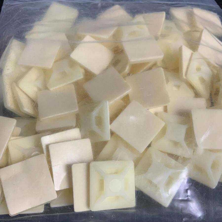 Used BLACK BOX FT8550 CABLE TIE MOUNTS, SELF ADHESIVE - 100 IN PACK NEW ($8 OBO)