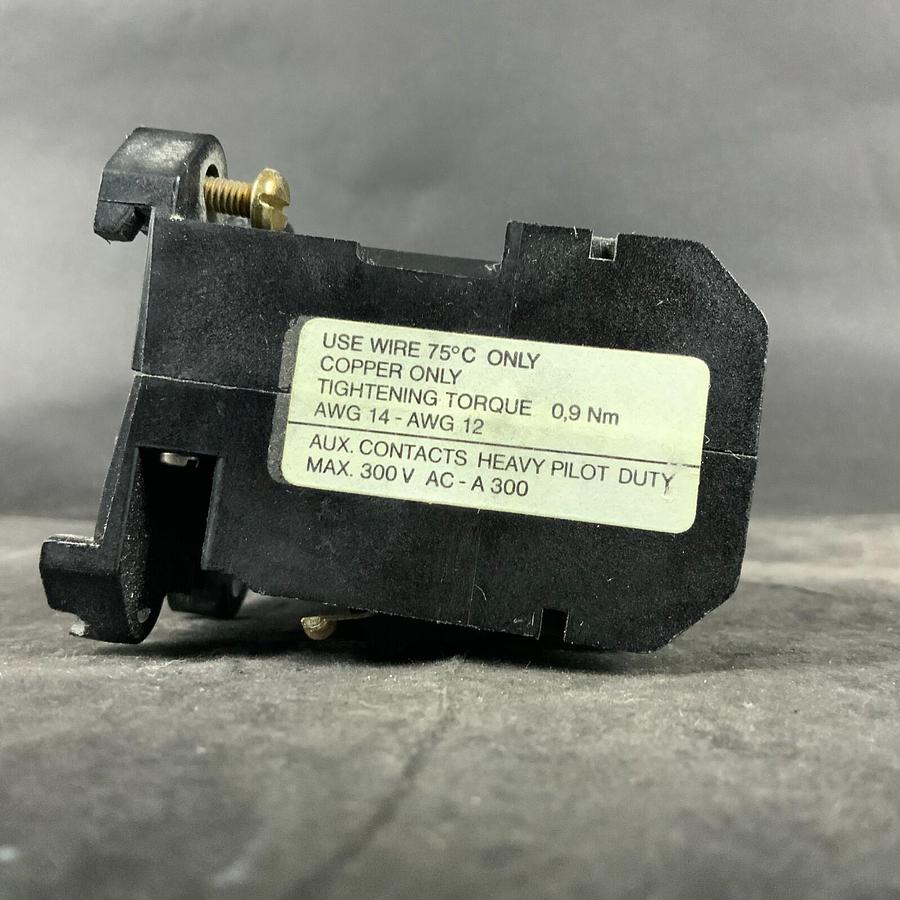 Used KLOCKNER MOELLER DIL00L-31-NA CONTACTOR ($30 OBO)