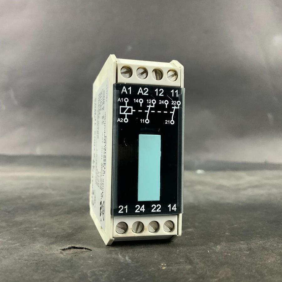 Used SIEMENS 3TX7002-1FB02 COUPLING RELAY ($15 OBO)