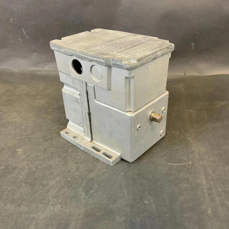 Used HONEYWELL M9164D1009 MODUTROL IV MOTOR ($225 OBO)