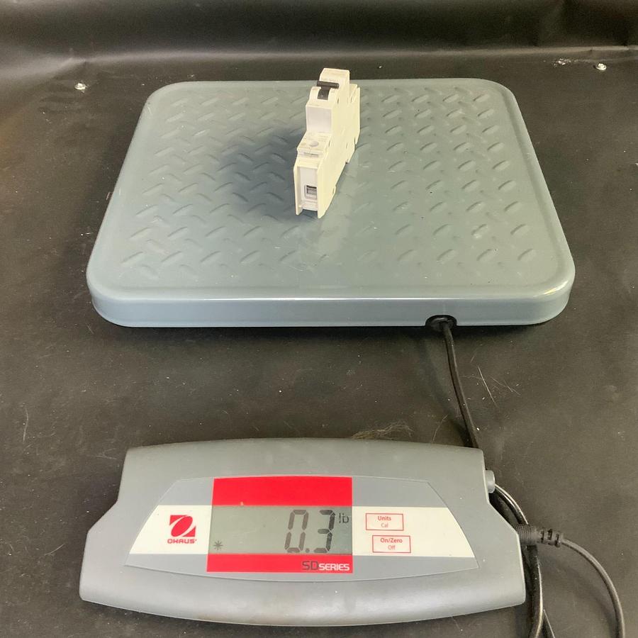 Used CUTLER HAMMER WMTC1002 CIRCUIT BREAKER ($15 OBO)