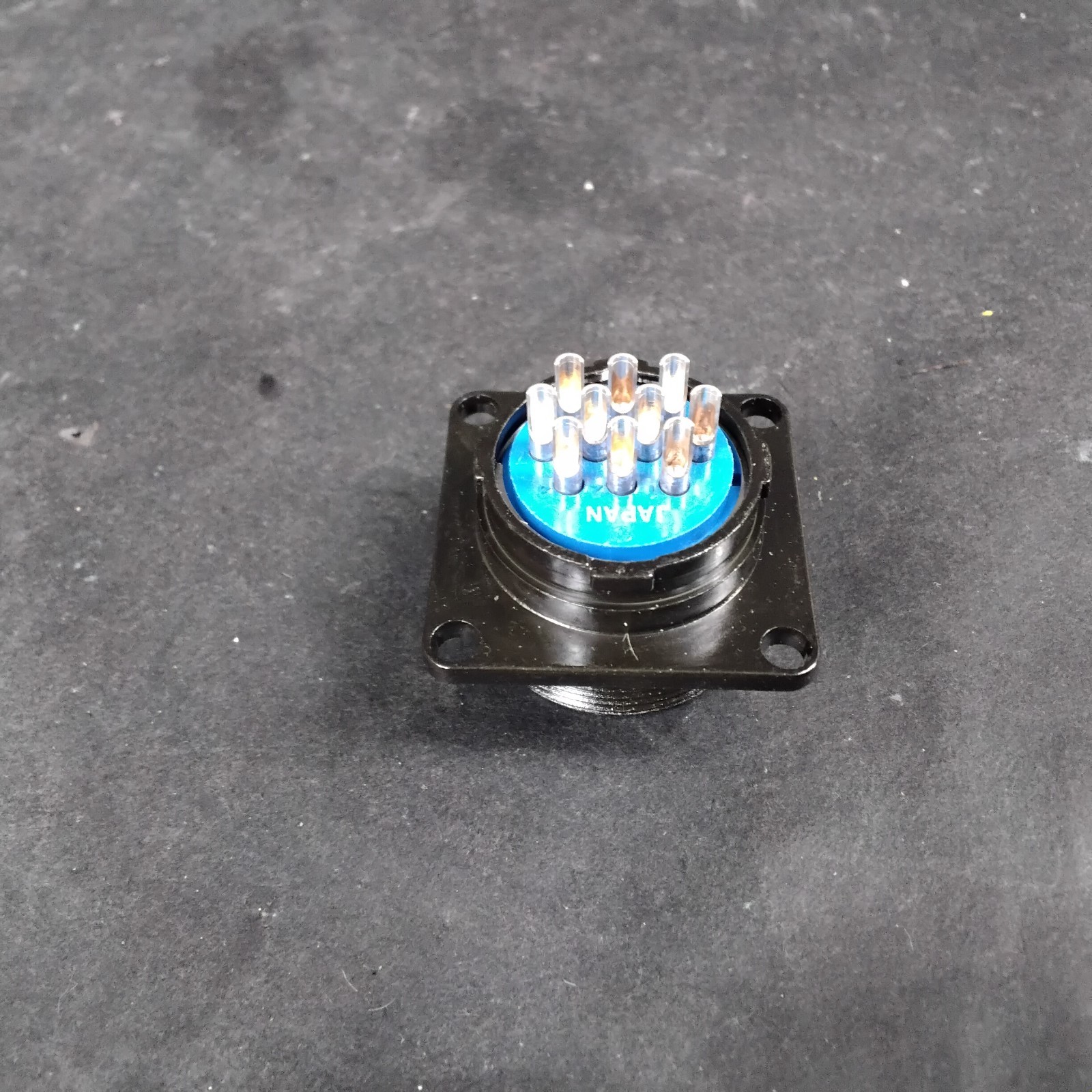 Used DDK 021-010 CABLE PLUG CONNECTOR 10-PIN ($4 OBO)