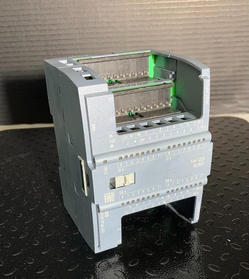 Used SIEMENS 6ES7223-1PL32-0XB0 ($119.99/EACH OBO)