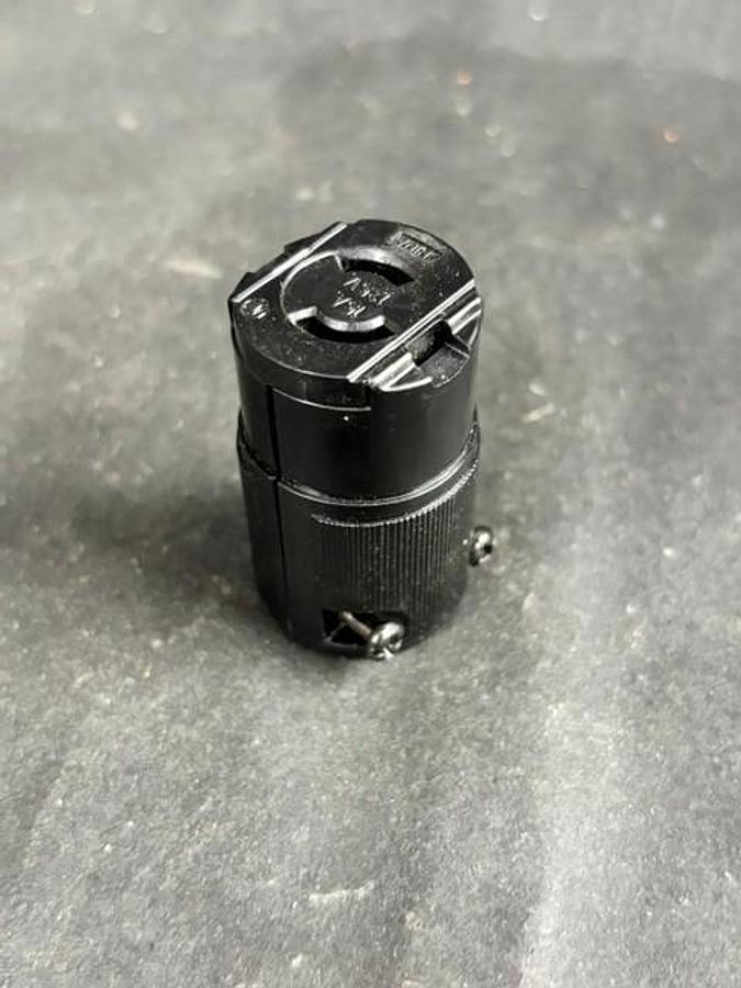 Used HUBBELL HBL7464V RECEPTACLE PLUGS 3PCS