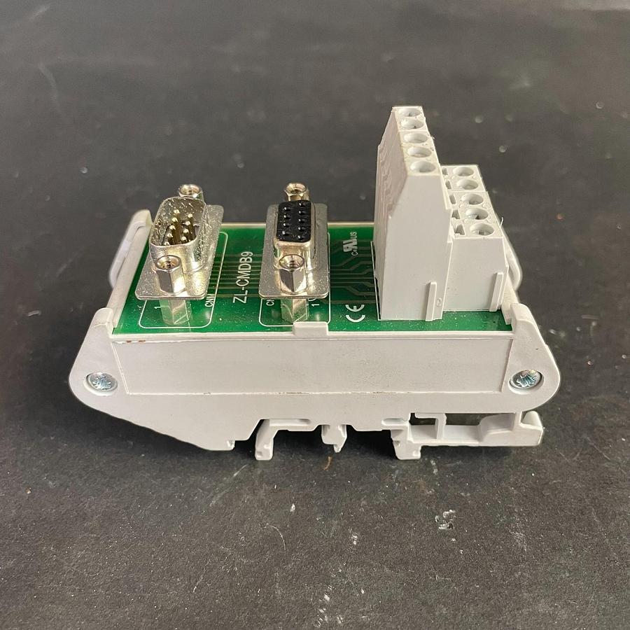 Used ZipLink ZL-CMDB9 Connector Module 9-Pin Male Female D-Sub Terminal Block DIN OEM