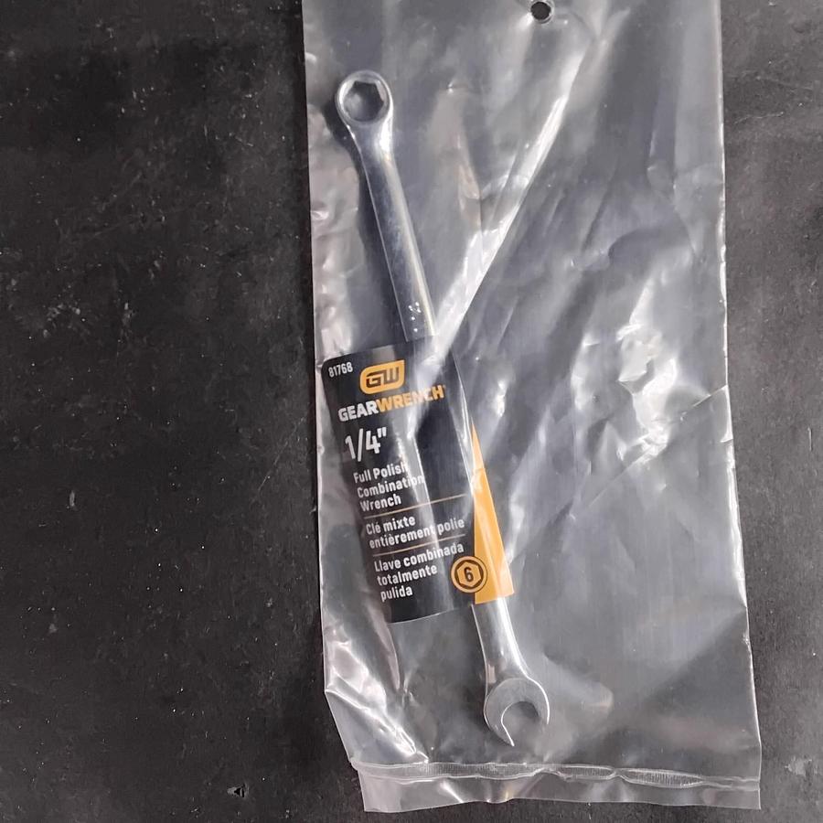 Used GEARWRENCH 81768 1/4" COMBINATION WRENCH ($10 OBO)