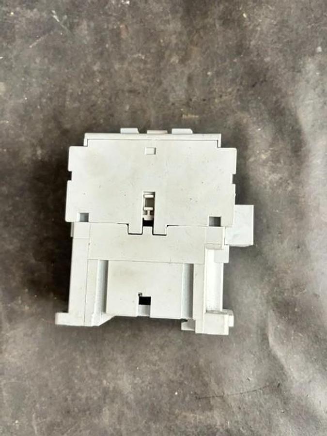 Used ALLEN BRADLEY 100-C23*10 C SERIES CONTACTOR