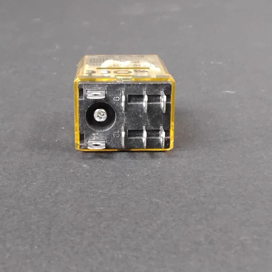 Used RH2B-UAC 110-120V ($5.50 OBO)