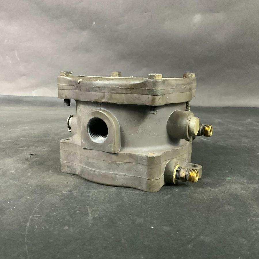 Used DWYER 1950G-5-B-120-NA PRESSURE SWITCH ($130 OBO)