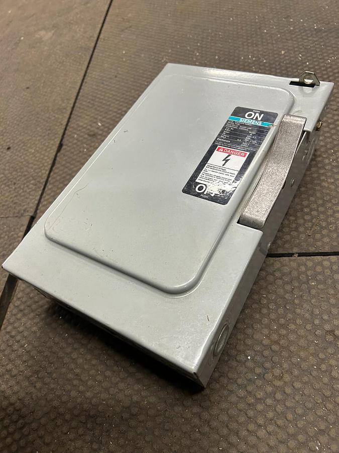 Used Siemens Enclosed Switch F351 Ser A $250!!!