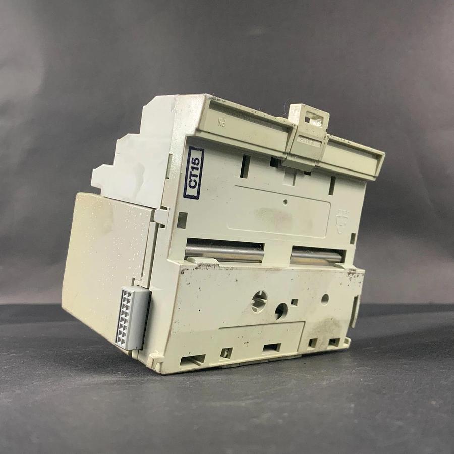 Used ALLEN BRADLEY 1794-OV16 OUPUT MODULE ($45 OBO)