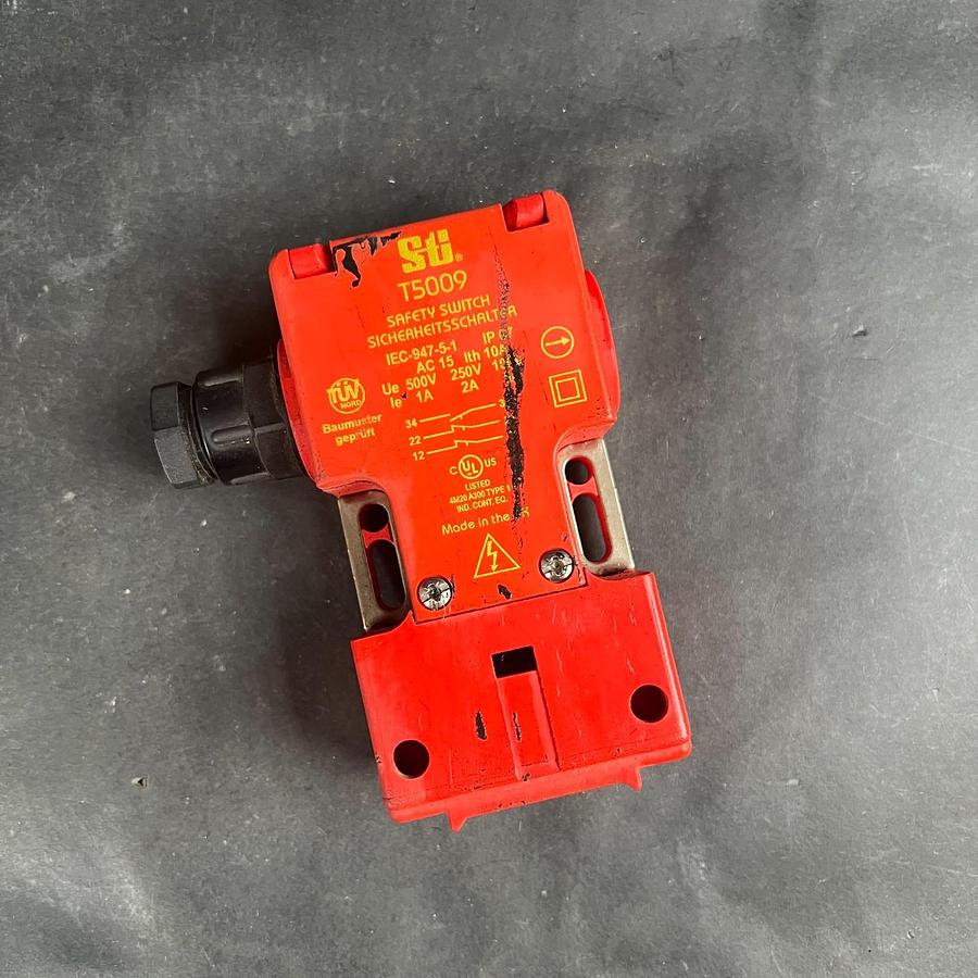 Used STI T5009 SAFETY SWITCH ($15 OBO)
