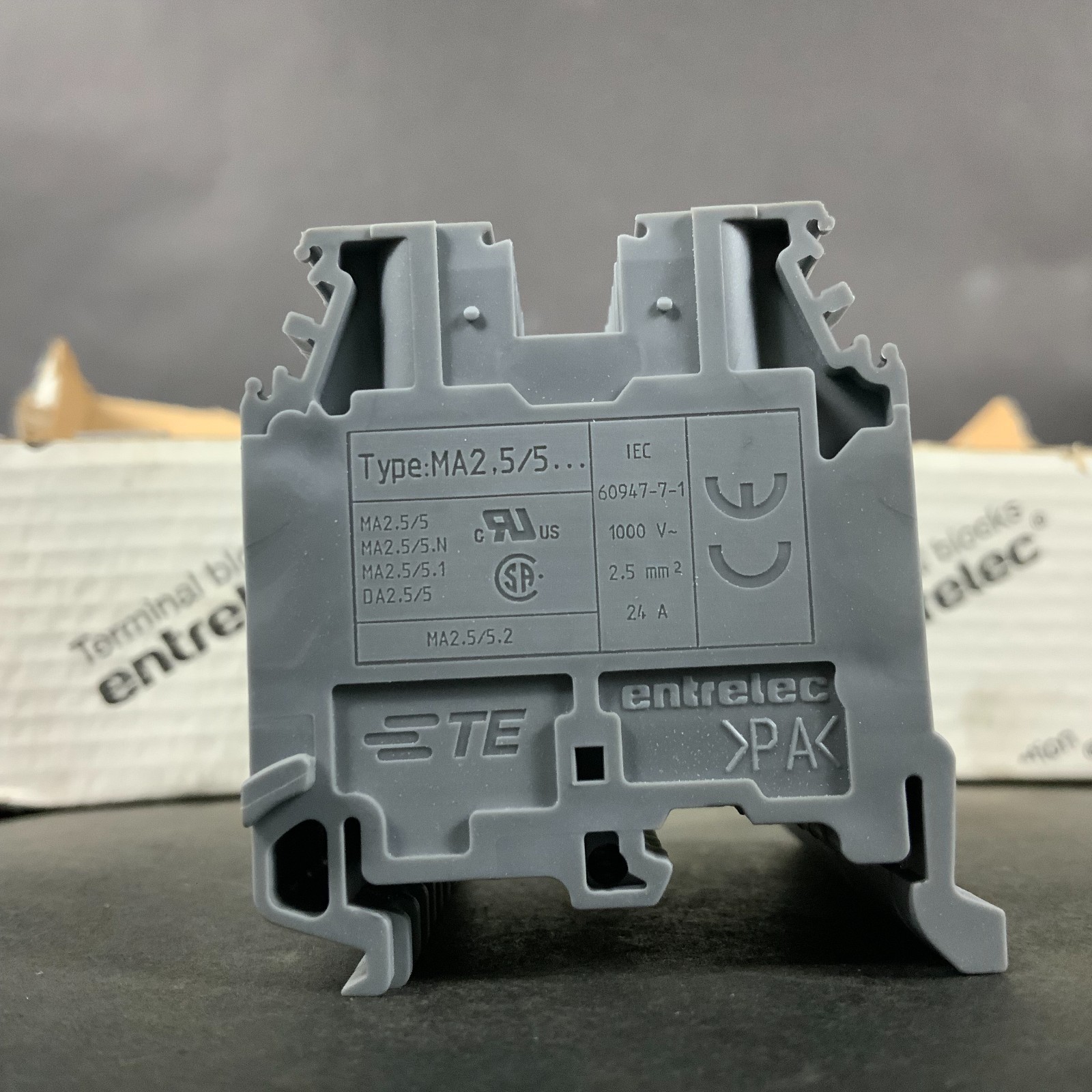 ENTRELEC TYPE MA2,5/5 TERMINAL BLOCK - QTY 50 ($40 OBO)