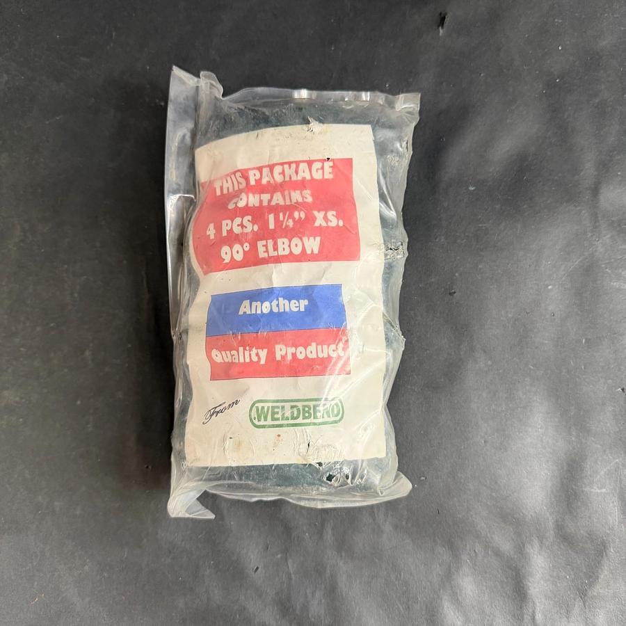 Used WELBEND 11/4” XS ELBOW PIPE FITTINGS - LOT OF 4