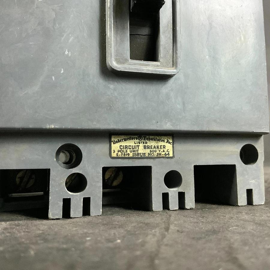 Used WESTINGHOUSE HFA3090 CIRCUIT BREAKER ($60 OBO)