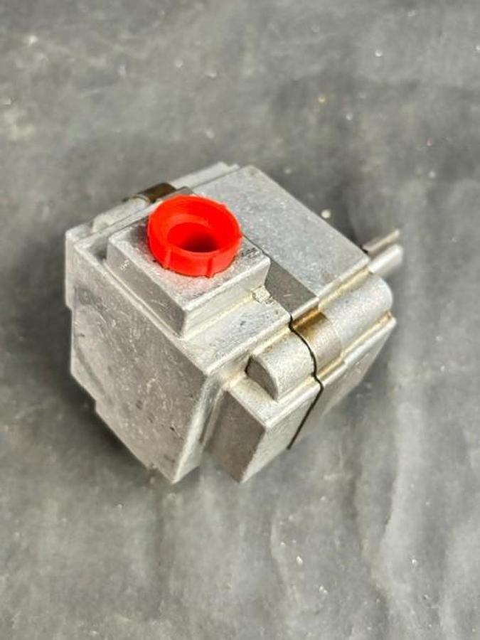 Used EATON PFG-20-10A3 HYDRAULIC PUMP