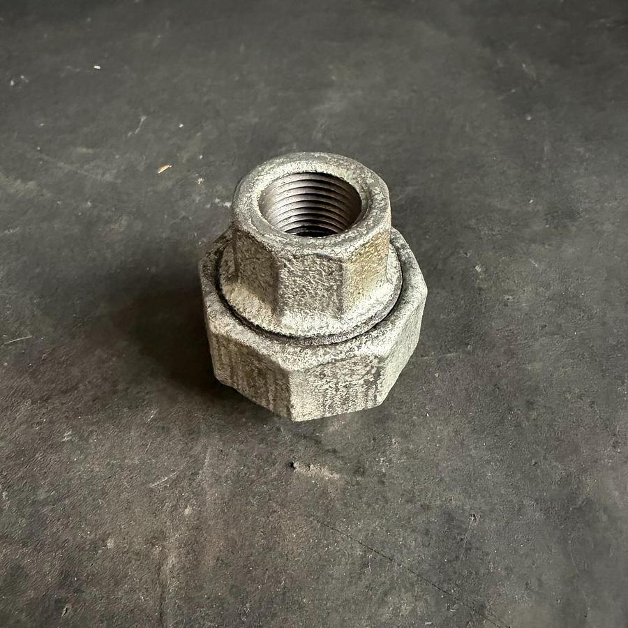 Used MSC 3/8” UNION BLACK FITTING