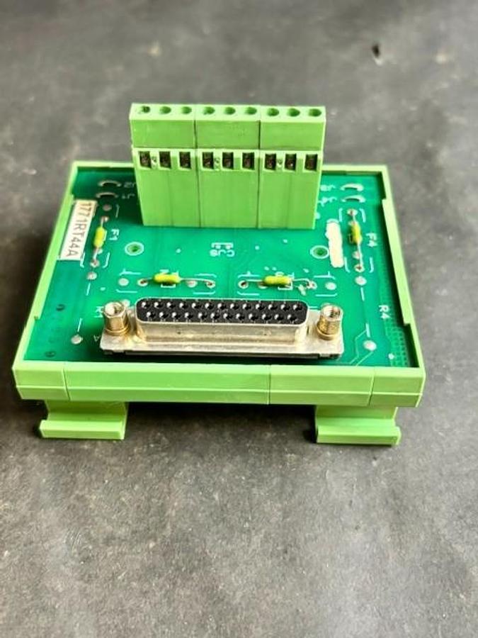 Used ALLEN BRADLEY 1771-RT44 REMOTE TERMINATION PANEL