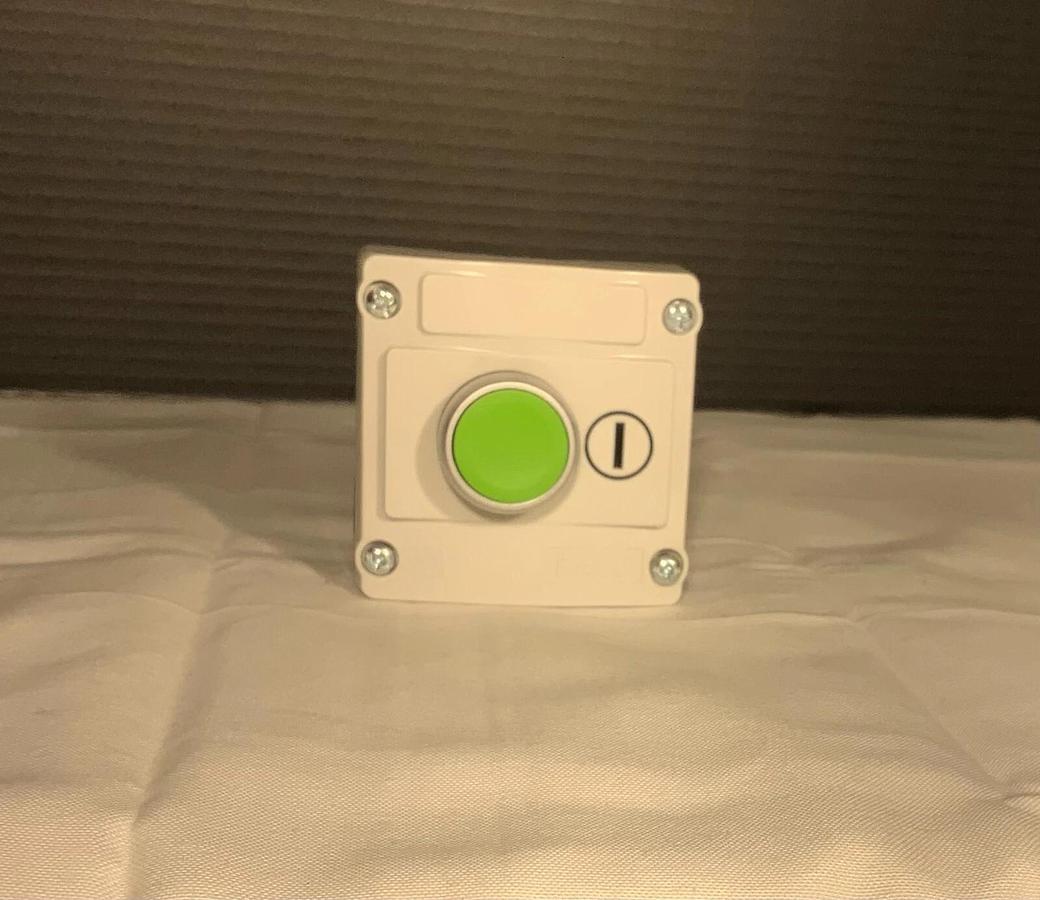 BACO CONTROLS LBX10110 ($49.99 OBO)