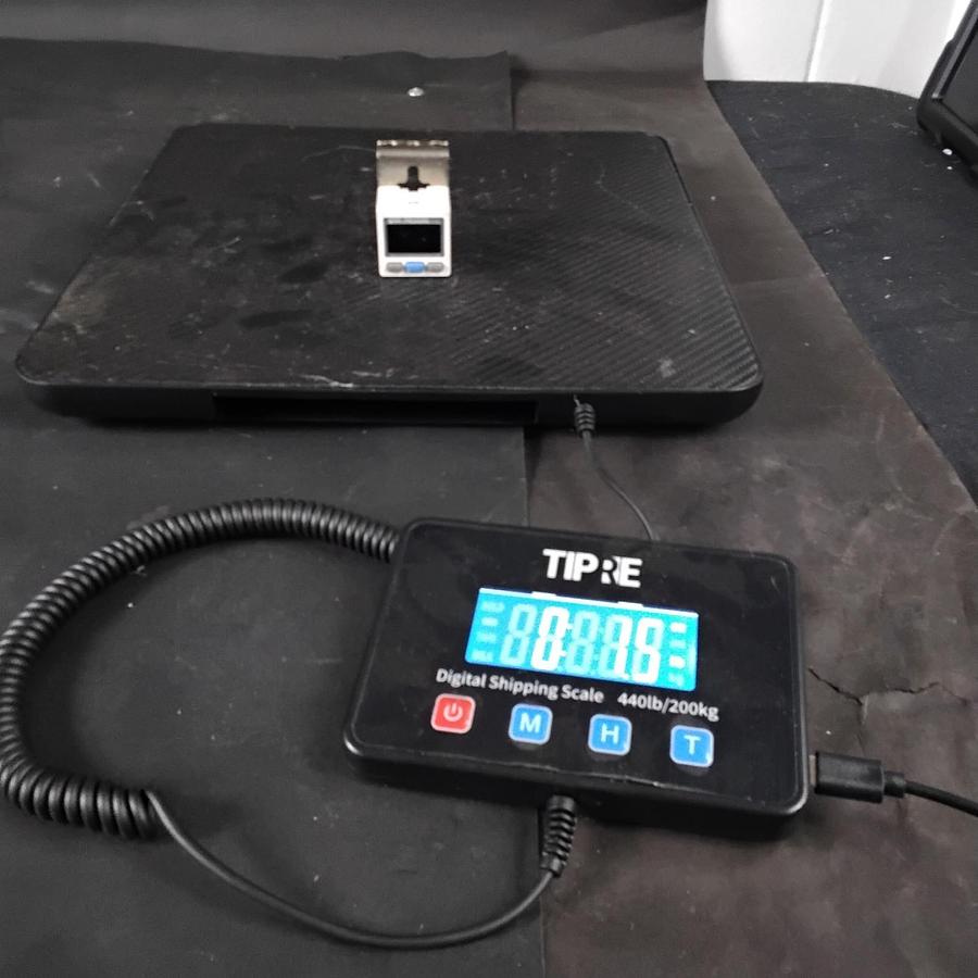Used SMC ISE30A-C6H-P-M DIGITAL PRESSURE SWITCH ($35 OBO)