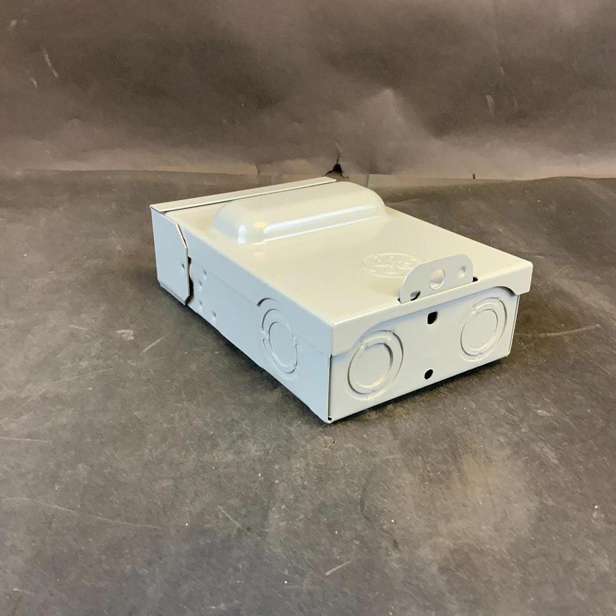 GE TF30RCP AIR CONDITIONER DISCONNECT - NEW ($15 OBO) 43481000824