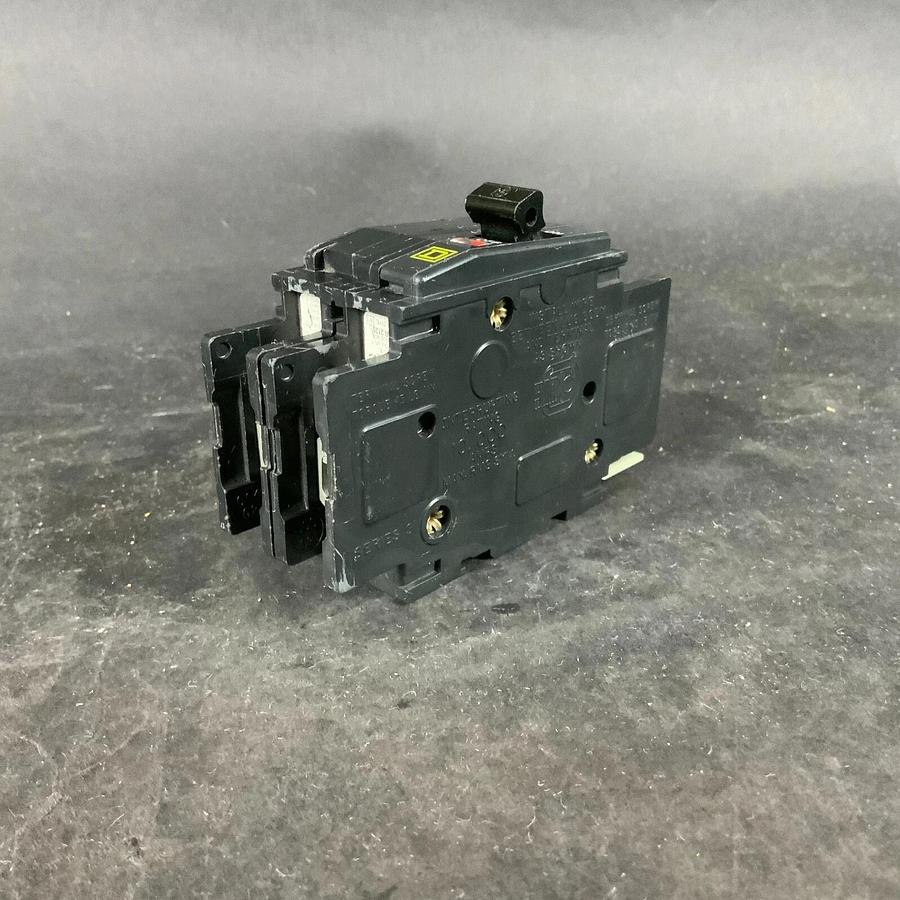 Used SQUARE D QOU215 CIRCUIT BREAKER ($12 OBO)