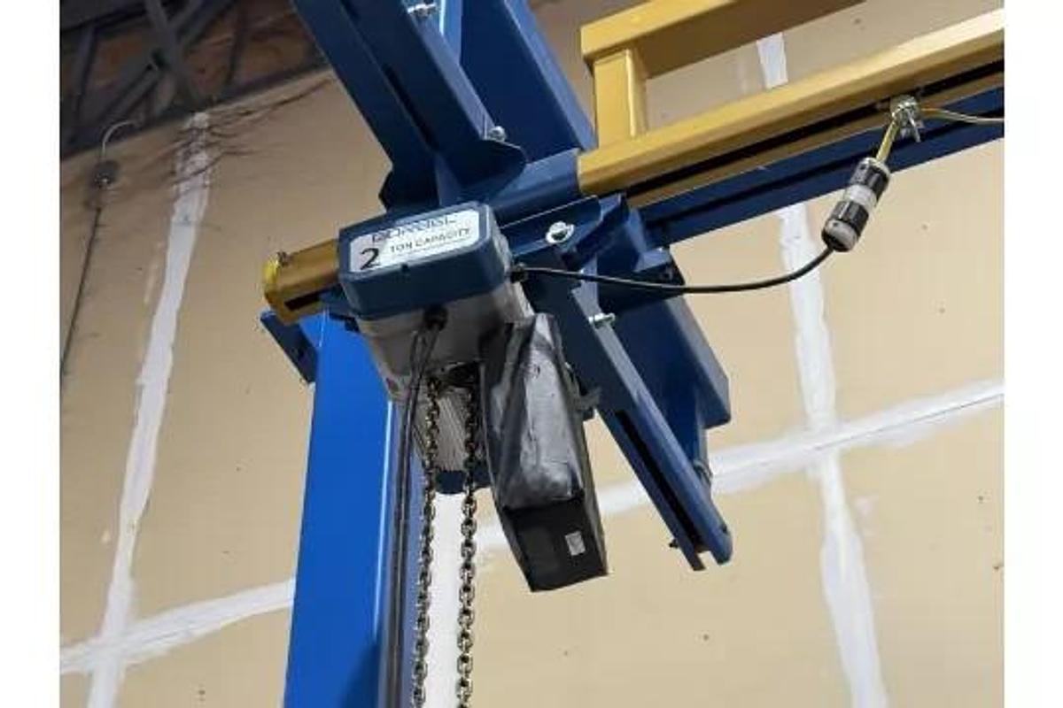 Used GORBEL FREE-STANDING 2 TON CRANE SYSTEM, 14.5'X23'X13.5' ($24900 OBO)