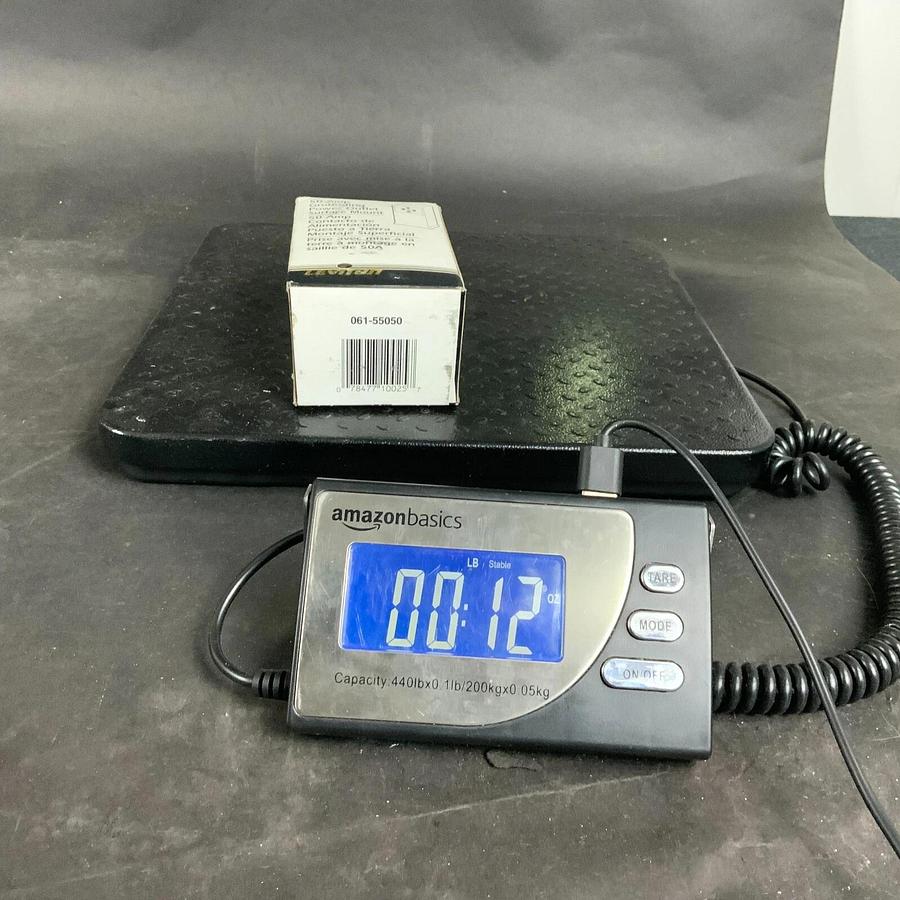 Used LEVITON 061-55050 GROUNDING POWER OUTLET ($15 OBO)