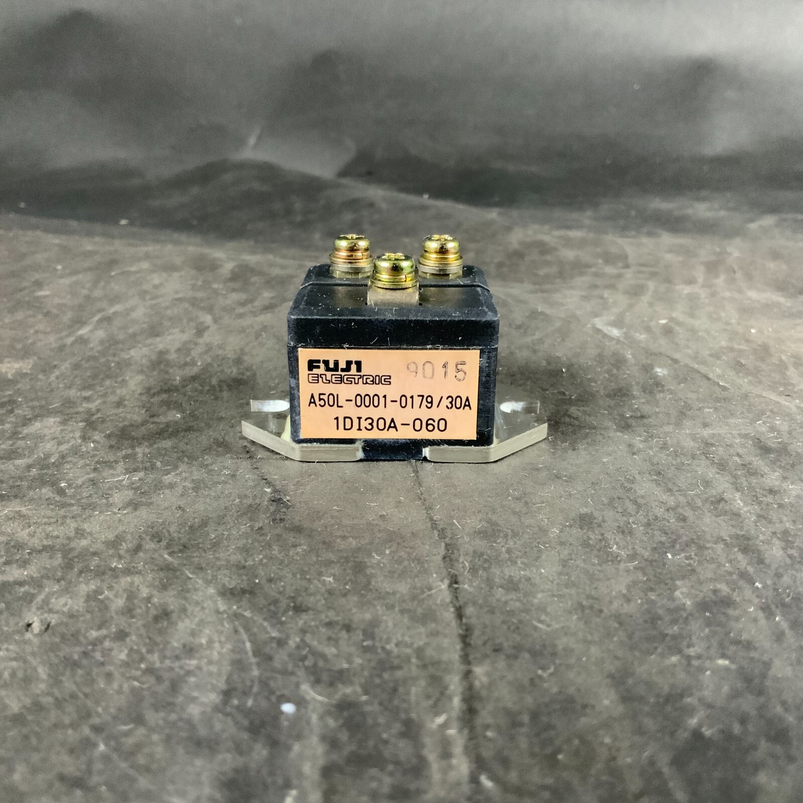 Used FUJI 1DI30A-060 POWER TRANSISTOR MODULE ($15 OBO)