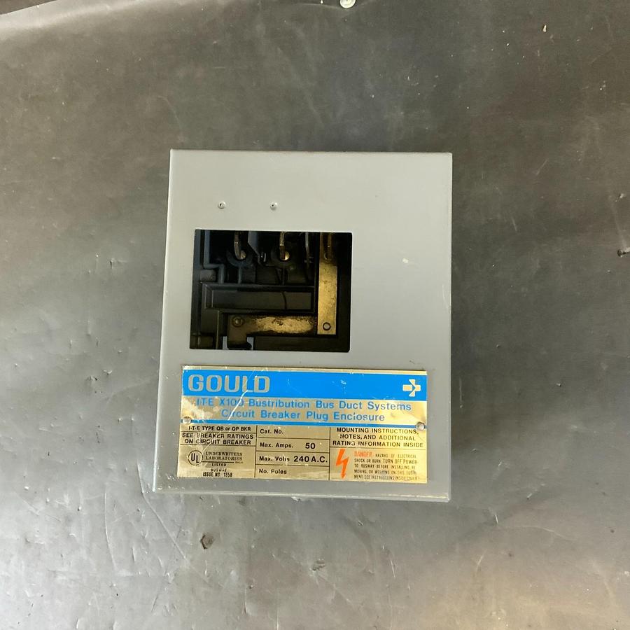 Used ITE XEQ450 BUS PLUG ($40 OBO)