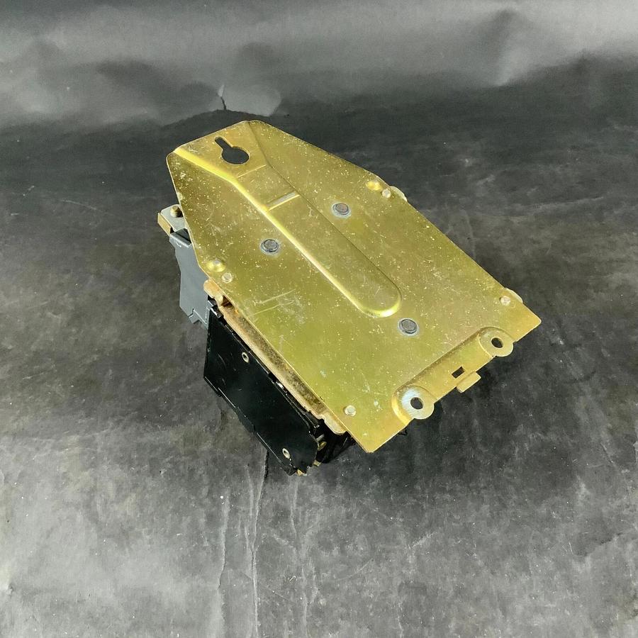 Used ALLEN BRADLEY 709-BOD46 CONTACTOR ($15 OBO)