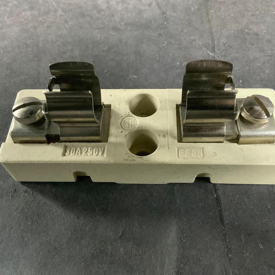 Used EFEN FUSE HOLDER 30A250V ($8 OBO)