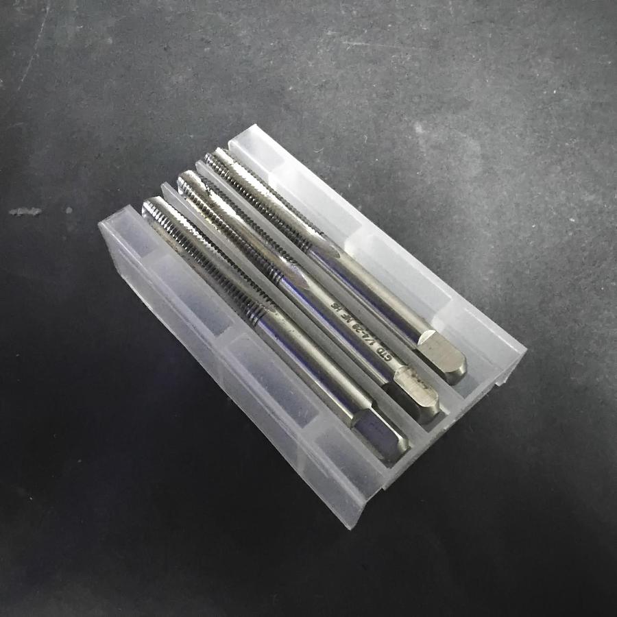 Used GREENFIELD 1/4 28NF H3 TAP - SET OF 3 ($30 OBO)