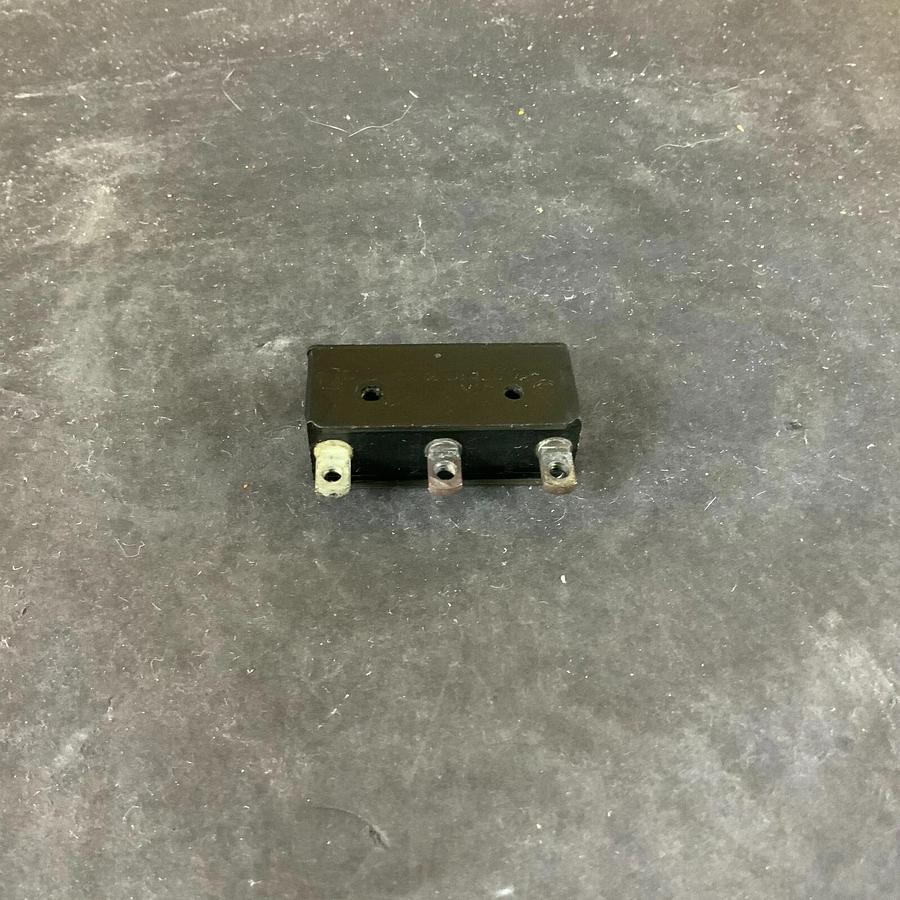 Used HONEYWELL MICROSWITCH BZ-2R-P4 LIMIT SWITCH ($10 OBO)